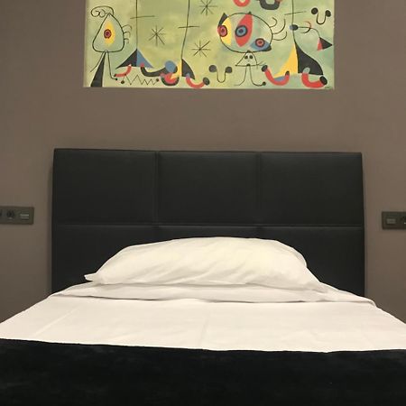Hostal Eden Barcelona Exteriér fotografie