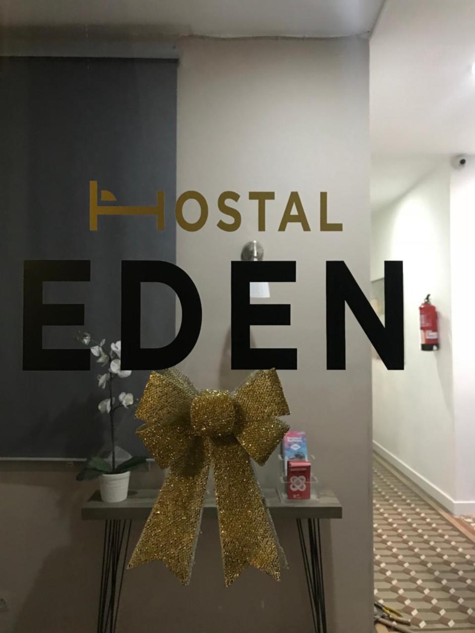 Hostal Eden Barcelona Exteriér fotografie